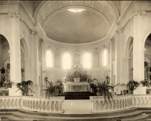 sanctuary_without_stained_glass